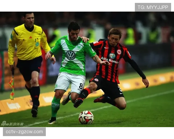 沃尔夫斯堡防线再遭打击，法兰克福前锋轻松突破造险